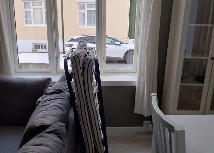 1St Floor Oasis - Parking/Wifi